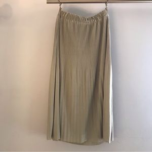 Pleated Midi Skirt